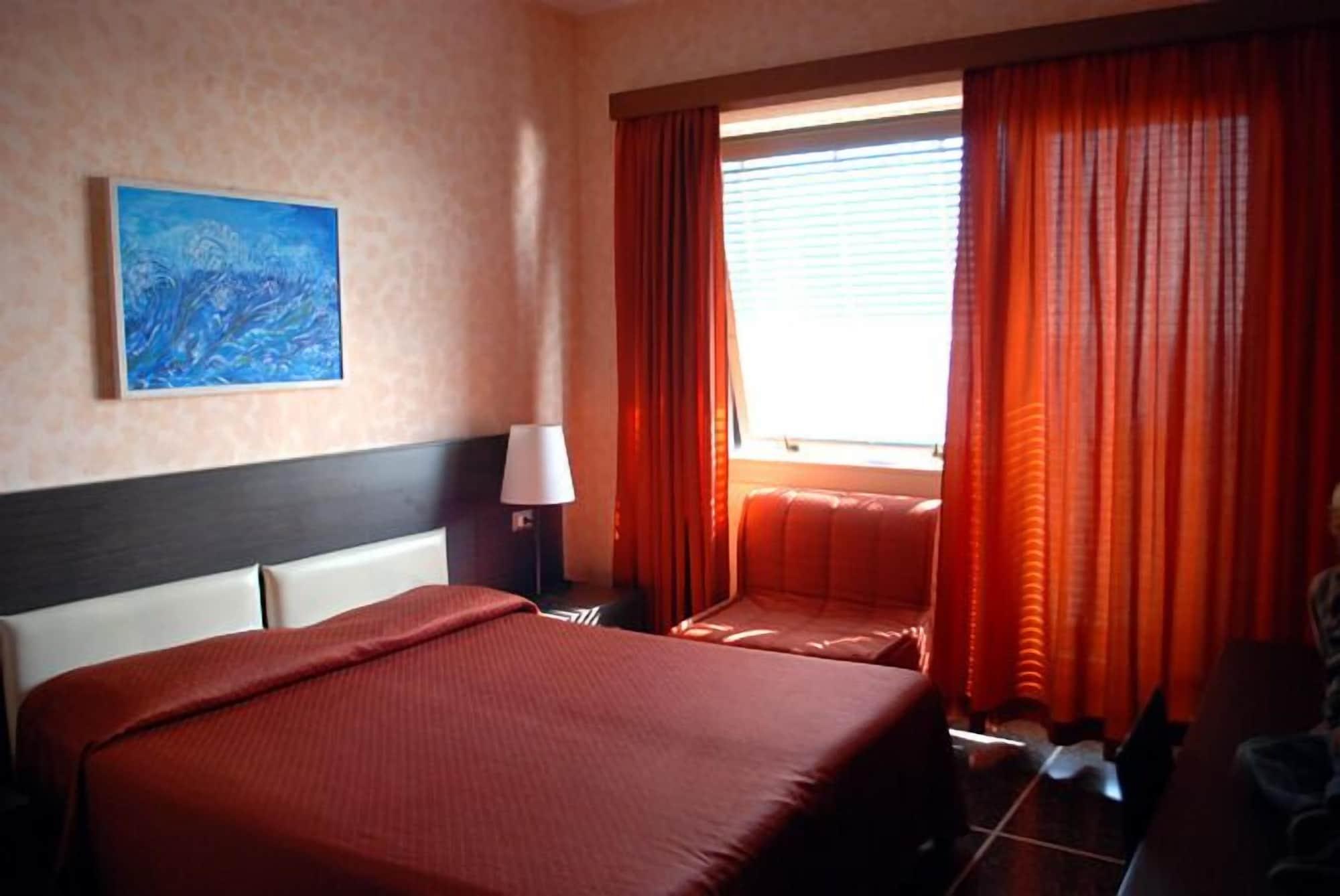 Hotel Palace Varazze Zewnętrze zdjęcie
