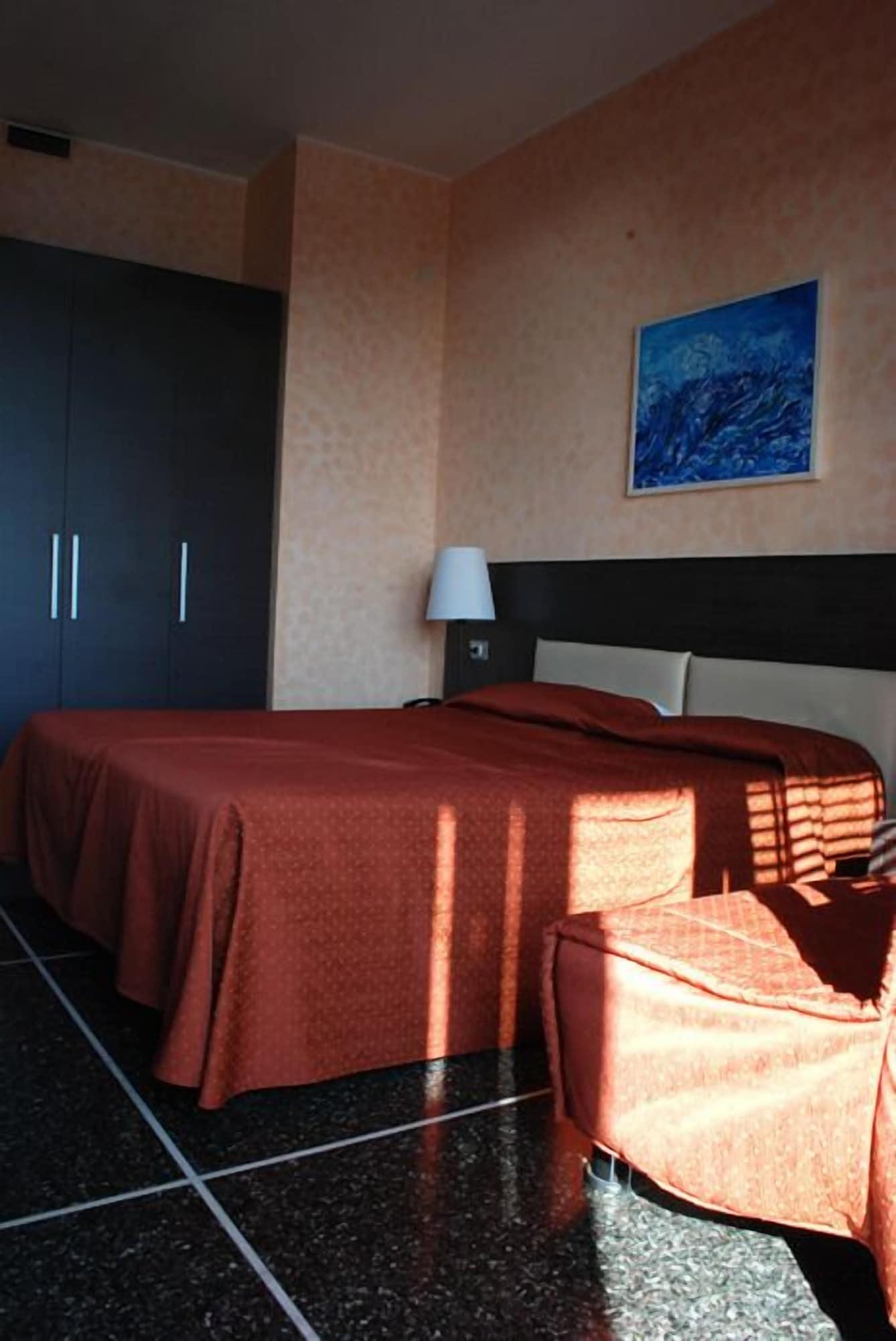 Hotel Palace Varazze Zewnętrze zdjęcie