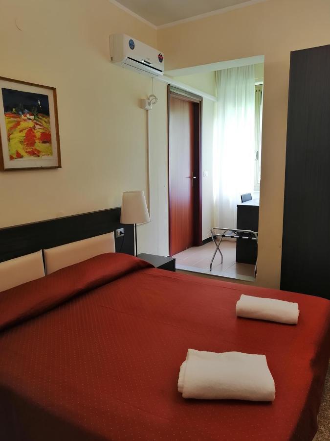 Hotel Palace Varazze Zewnętrze zdjęcie
