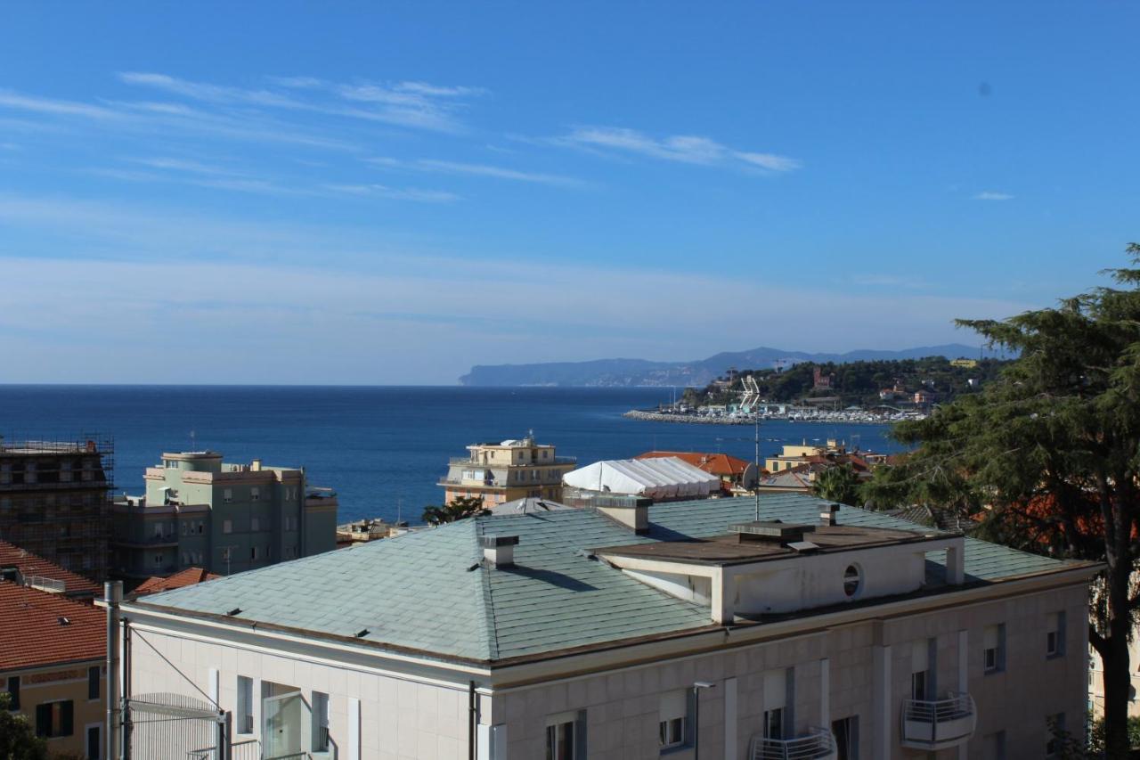 Hotel Palace Varazze Zewnętrze zdjęcie