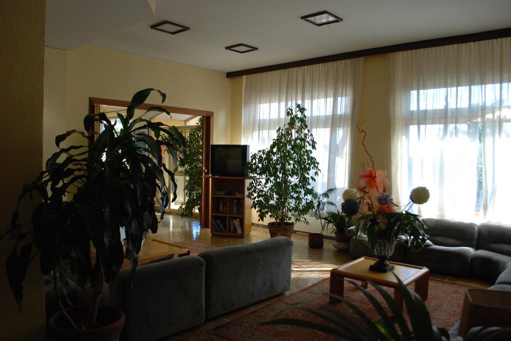 Hotel Palace Varazze Zewnętrze zdjęcie