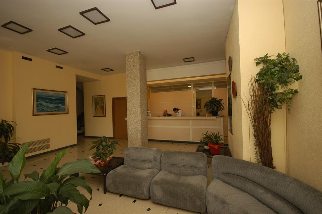 Hotel Palace Varazze Zewnętrze zdjęcie