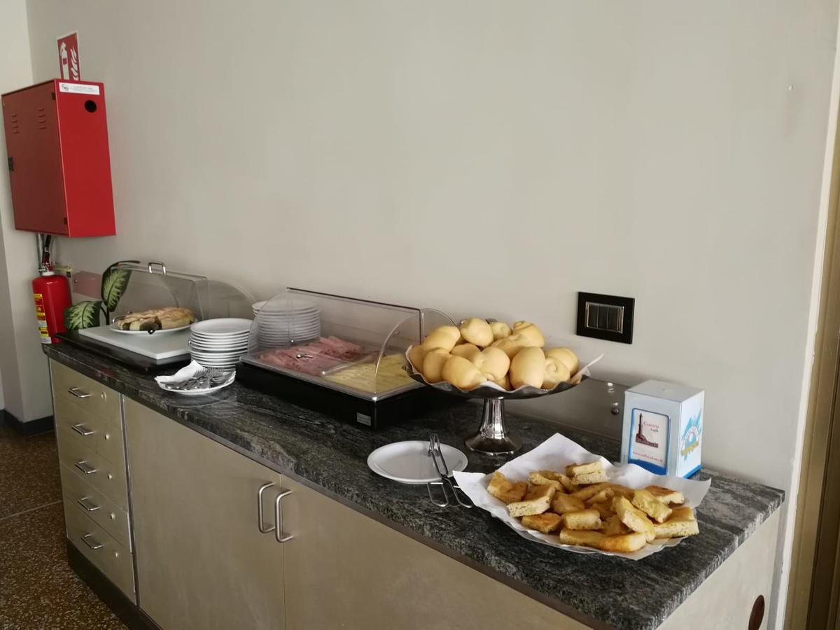 Hotel Palace Varazze Zewnętrze zdjęcie