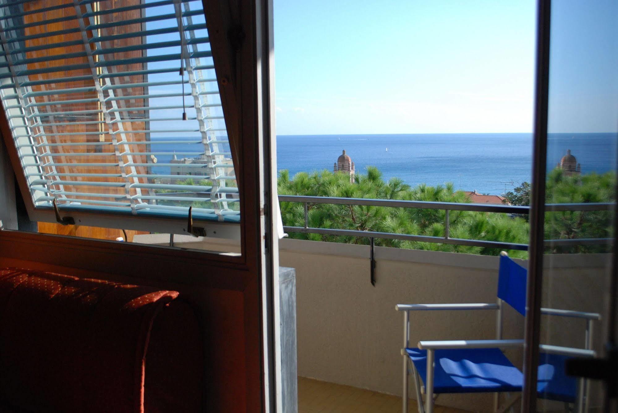 Hotel Palace Varazze Zewnętrze zdjęcie
