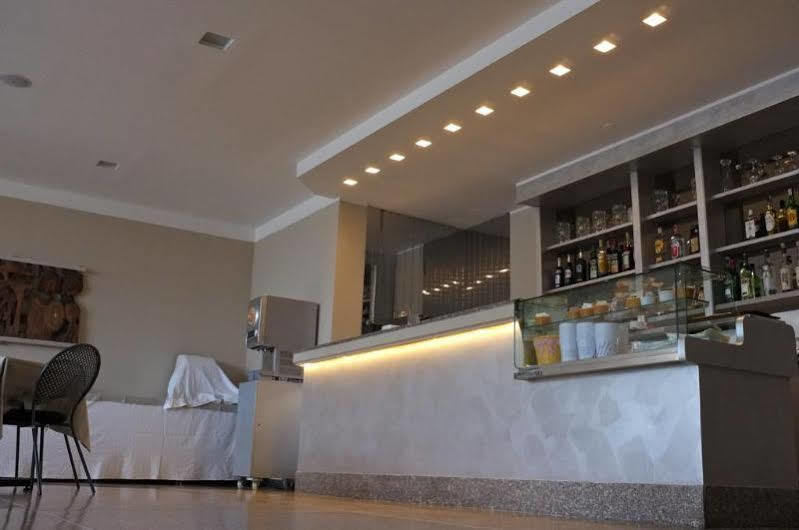 Hotel Palace Varazze Zewnętrze zdjęcie