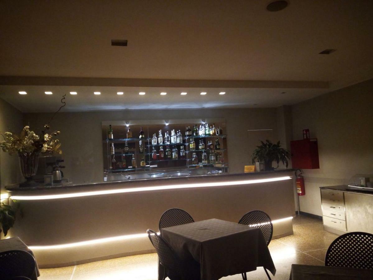 Hotel Palace Varazze Zewnętrze zdjęcie